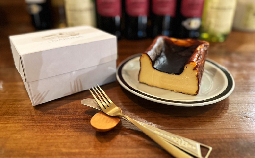 オサルナの幸せを感じてほしい絶品バスクチーズケーキ