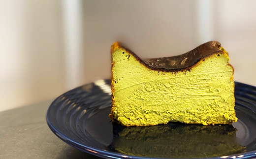 究極の抹茶バスクチーズケーキ