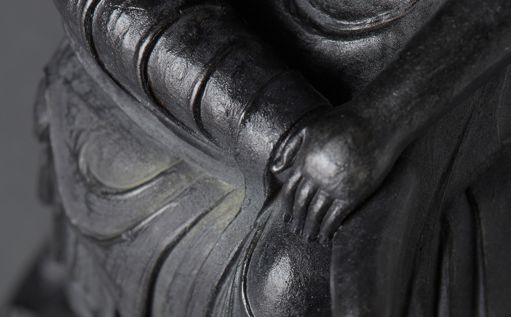 TanaCOCORO[掌] 菩薩半跏像 | 仏像 守護神 風水 金運 開運 厄除け 本格 仏教 高級 アート デザイン お守り 縁起物 美術 インテリア雑貨 プレミアム 置物 家庭用 東松山イスム 仏像フィギュア インテリア仏像 株式会社MORITA 埼玉県 東松山市