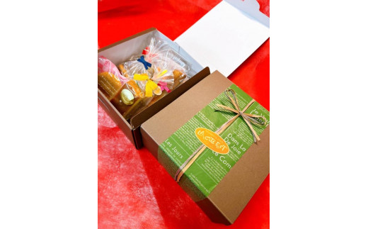 シェフおすすめ厳選・焼菓子ギフト ／ スイーツ 菓子 洋菓子 焼き菓子 11種 クッキー パウンド スティックケーキ マロンクーヘン ギフト 埼玉県 No.014