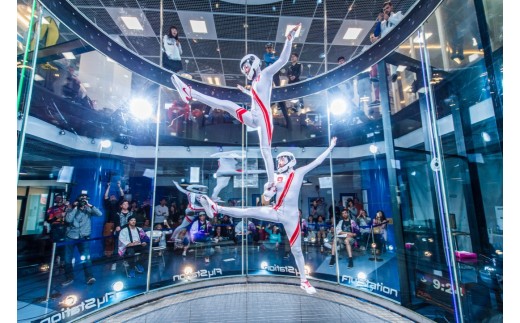 FlyStation　2フライト/タクシーフライ体験チケット ／ インドアスカイダイビング スポーツ 室内 次世代型アトラクション 最大時速360キロメートル 無重力体験 埼玉県 No.041