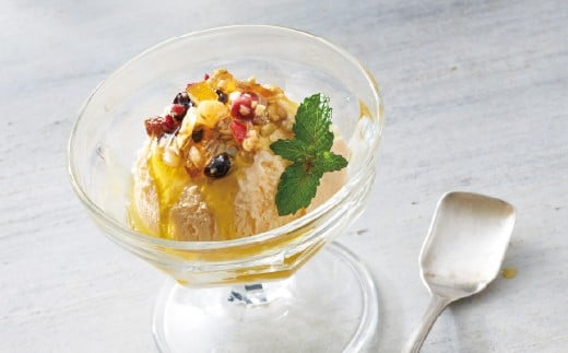 ノヴァの有機オリーブの宝石100g(瓶詰)と有機ナッツふりかけ53g(瓶詰)セット | オリーブオイル ドライフルーツ エキストラバージンオイル 甘い シロップ トーストスプレッド ナッツ トースト ジャム ミネラル 白ごま アーモンド くるみ 醤油味 ふりかけ ご飯のおとも おかず おにぎり お弁当 ご褒美 手土産 プレゼント ギフト 健康 詰め合わせ 無添加 調味料 埼玉県 北本市