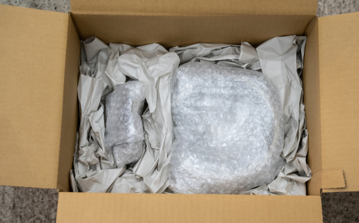 トカゲの家 ウェットシェルター 黒 & 白 爬虫類 | ペット トカゲ とかげ ペット用品 爬虫類用 シェルター 隠れ家 飼育用品 家 カビ抑制 観察 陶器 おしゃれ おうち デザイン 飼育 ブラック black レオパードゲッコー レオパ フトアゴ イモリ カエル ヘビ 脱皮 作家 アーティスト ギフト 作品 手仕事 陶芸 インテリア オブジェ 自然 ナチュラル セキグチタカヒト 埼玉県 北本市