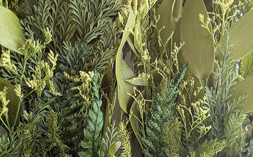 「森のフレーム」（プリザーブドリーフのフレームアレンジ）　【11246-0363】