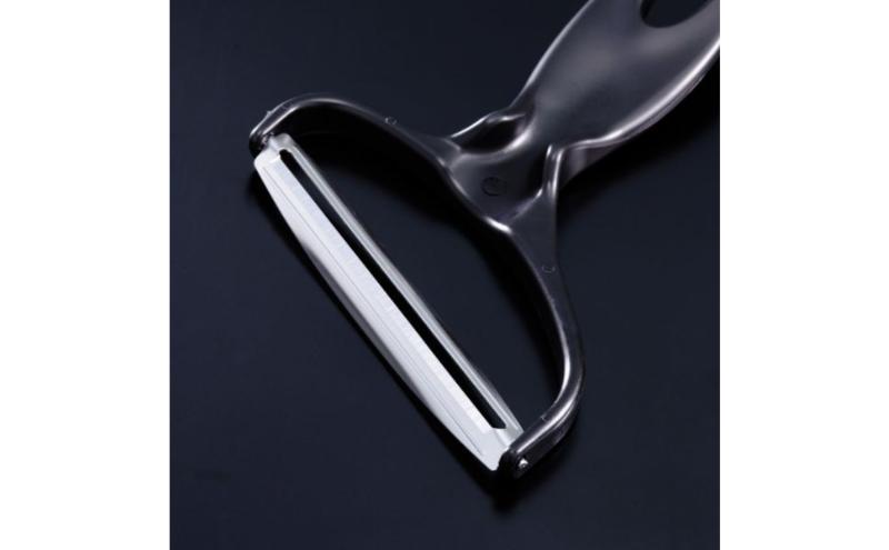 ホームコーディ　ワイドキャベツピーラー イオンリテール 日用品