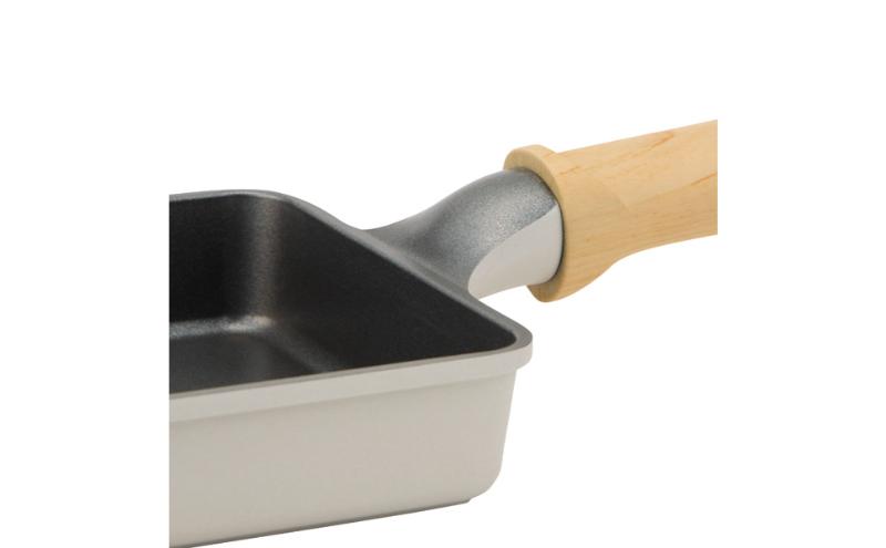 ホームコーディ　ガス火対応　ダイヤモンドコーティング　軽量玉子焼き器 イオンリテール 日用品