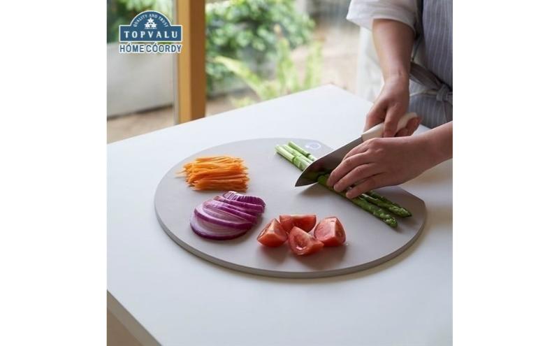 ホームコーディ　使い切り カットのいらない まな板シート 30枚入 イオンリテール 調理　料理