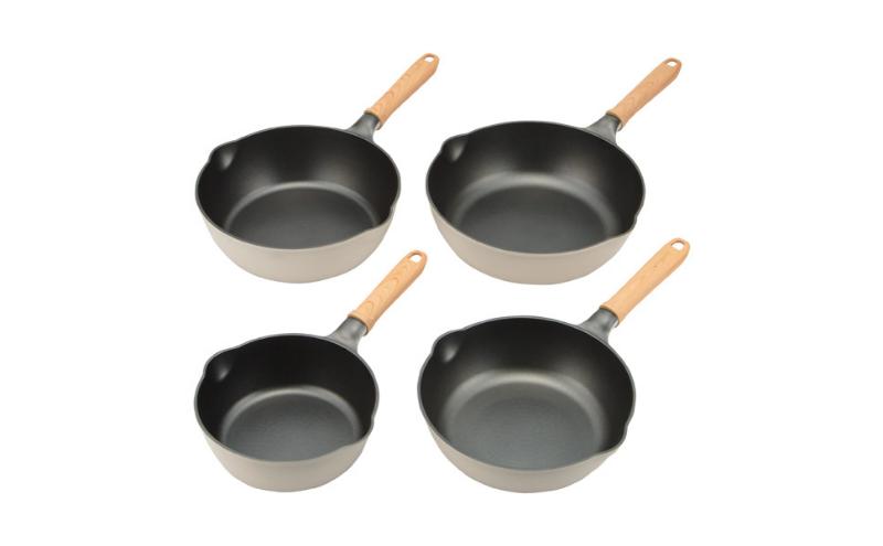 ホームコーディ　ガス火対応　ダイヤモンドコーティング　軽量フライパン　24cm　深型 イオンリテール 調理　料理