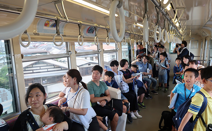 千葉都市モノレール貸切列車・車両基地見学 ３０名様まで