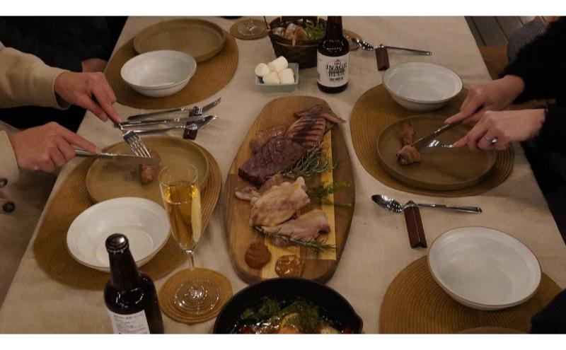 アウトドアダイニング/ディナー招待券4名分 チケット お食事券 アウトドア プライベート small planet CAMP&GRILL 稲毛海浜公園 千葉県 千葉市 稲毛