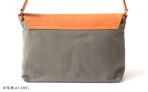 牛革かぶせ×帆布 横型ショルダーバッグ　ブラック　【12203-0375-1】