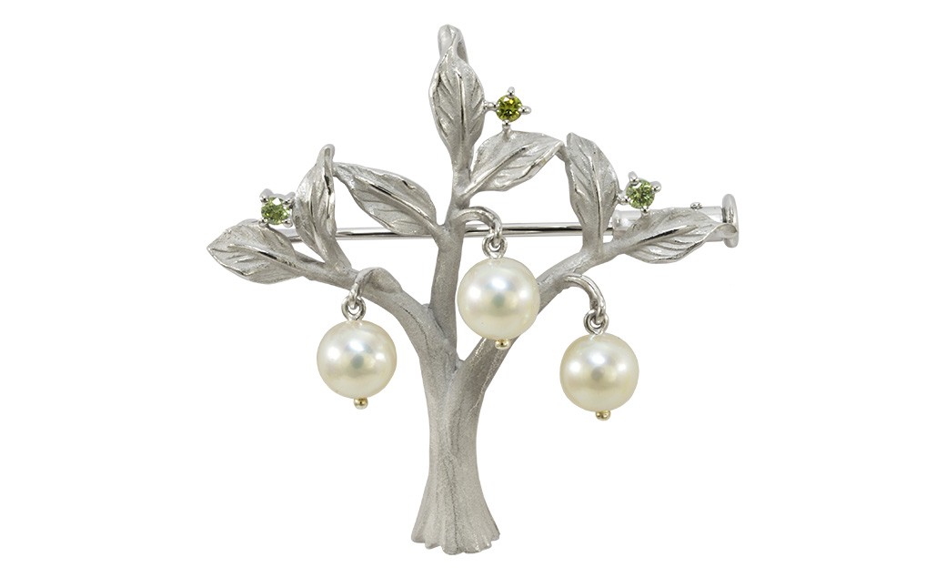 【NOBUKO ISHIKAWA（ノブコイシカワ）】梨の樹ブローチ＆ペンダント　【12203-0393】