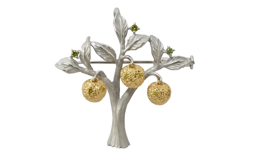 【NOBUKO ISHIKAWA（ノブコイシカワ）】梨の樹ブローチ＆ペンダント　【12203-0392】