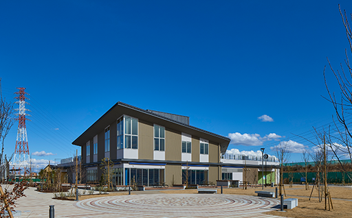 å
¬åã»ç·å°ã»æ²»æ°Žãå³ãäºæ¥