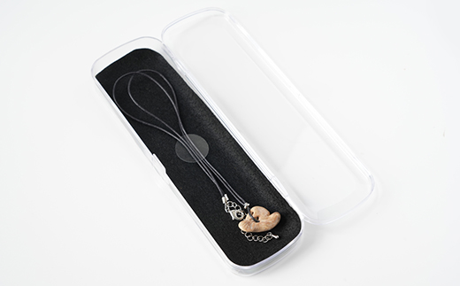 【思いやり型返礼品】イルカの耳骨ネックレス《限定10個》【1486472】