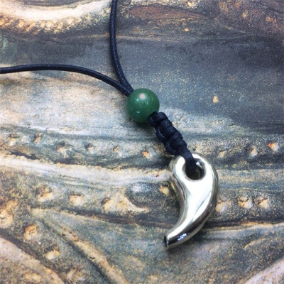 勾玉銀の笛　天然石ビーズ付き　大きめサイズ(約23mm)【1200437】