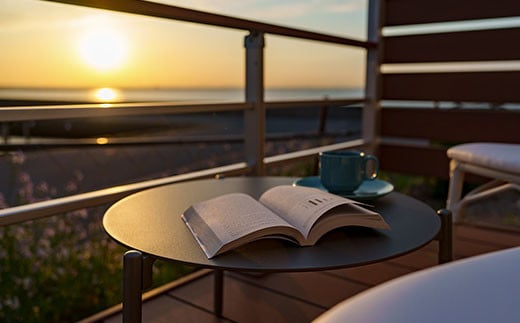 きさらづCAMP　ORGNIC　FIELD　in みたて　トレーラーハウス宿泊券（22,000円分） ふるさと納税 キャンプ グランピング アウトドア トレーラーハウス 海岸 千葉県 木更津市 KCH001