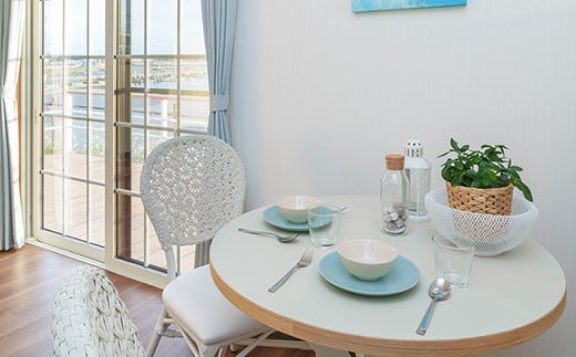 きさらづCAMP　ORGNIC　FIELD　in みたて　トレーラーハウス宿泊券（22,000円分） ふるさと納税 キャンプ グランピング アウトドア トレーラーハウス 海岸 千葉県 木更津市 KCH001