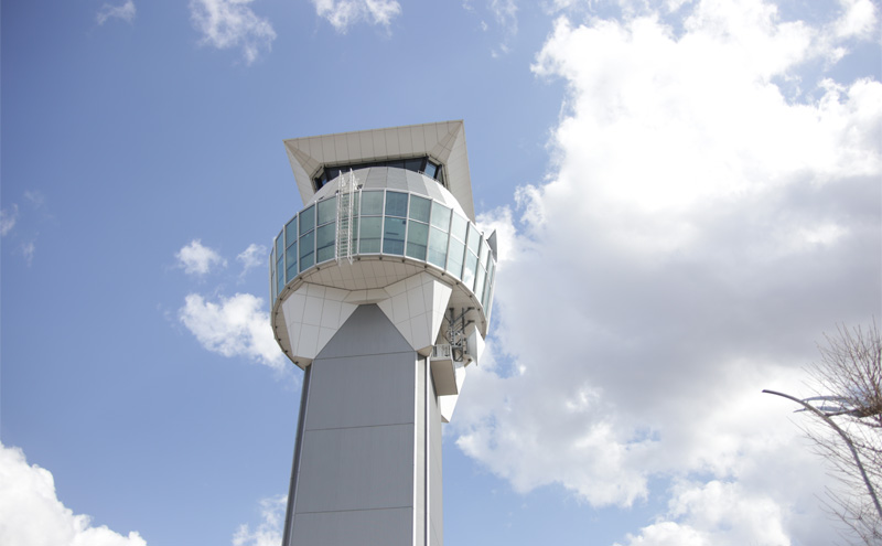 JAL成田航空機整備センターへ特別潜入!成田空港非公開エリア見学ツアー! 5月10日開催 1名様プラン 体験 成田 見学 ツアー JAL 空港 飛行機 お子様 整備士 機内食 体験チケット