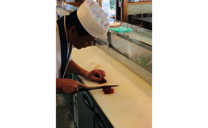 食事券 千葉 成田江戸ッ子寿司 築地セットペアお食事券 チケット 寿司 すし お寿司 老舗 江戸前寿司 贅沢 中とろ 赤身 白身 イカ 大エビ 光物 ほたて いくら 鉄火巻 成田市 千葉県