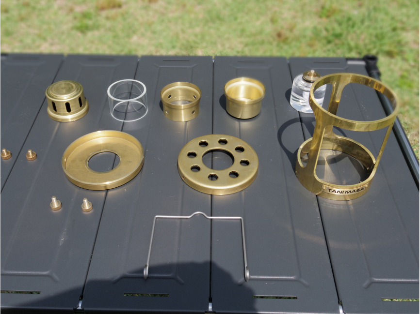 テイストランタン ランタン オイルランタン アウトドア キャンプ キャンプ用品 コンパクト 手のひらサイズ 保温可能 高級感 真鍮ボディ アンティーク調 千葉県 成田市