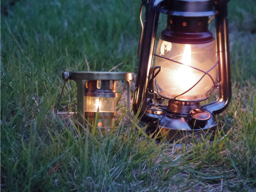 テイストランタン ランタン オイルランタン アウトドア キャンプ キャンプ用品 コンパクト 手のひらサイズ 保温可能 高級感 真鍮ボディ アンティーク調 千葉県 成田市