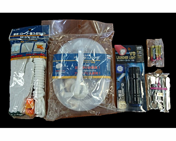 No.130 マルヤマ　緊急避難5点＋消す兵衛neoセット