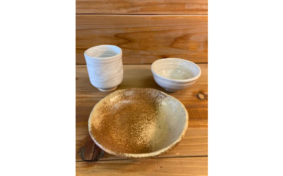 電動ろくろ体験　ペアご招待券