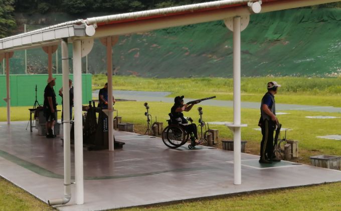 京葉射撃倶楽部利用券（1ラウンド×32枚セット） チケット 体験チケット 施設利用券 クレー射撃 射撃場 トラップ2面 スキート 初心者 ベテラン 