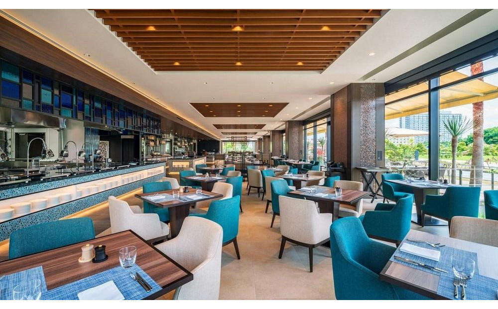 ハイアット リージェンシー 東京ベイ 「ザ ガーデン ブラッスリー＆バー」ディナー券