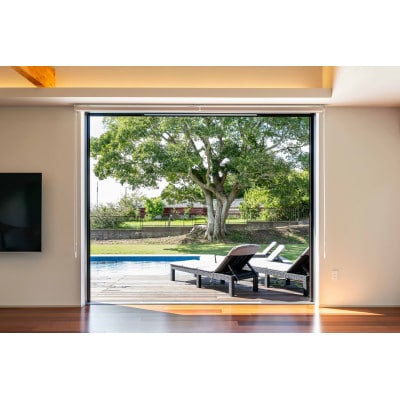 【最大10名】EKVOLI MARINA VILLA　高級ヴィラ宿泊クーポン券　5,000円分【1713117】