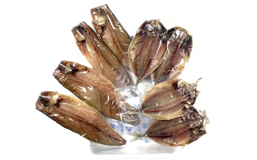 できたて干物!!あじ4枚・さば半身4枚【配送不可地域：離島】【1539829】