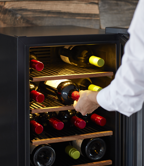 繝ッ繧、繝ウ繧サ繝ゥ繝シ ZERO Advance縲SA38-Bシ医ヶ繝ゥ繝繧ッシ