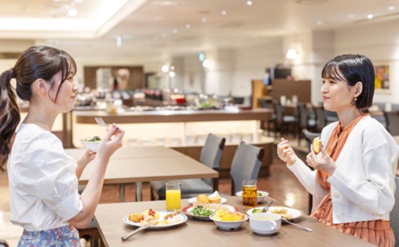 宿泊券 サンシャインシティ プリンスホテル パノラマフロア ツインルームA 1泊 朝食付き 宿泊ご招待券(1室2名さま)  ホテル チケット ペア 池袋 高層階 夜景 旅行 クーポン ホテル券 ギフト券 豊島区 東京