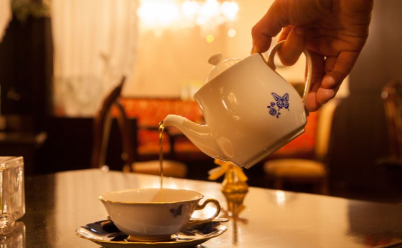 執事喫茶Swallowtail アフタヌーンティー チケット 1名様　アフタヌーンティー セイボリー スコーン 紅茶 英国風 高級感 アンナマリア コンセプト喫茶 豊島区 東京