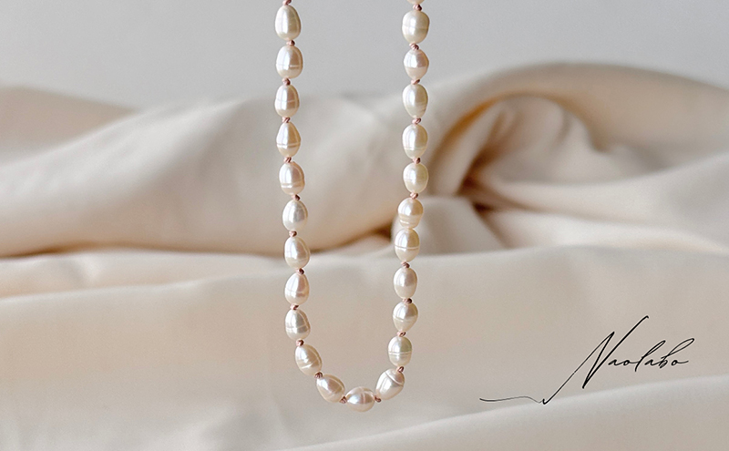 シルクの糸で結んだ淡水パールのネックレス（41cm）ネックレス アクセサリー レディースアクセサリー ジュエリー パール 真珠 おしゃれ ギフト プレゼント 豊島区 東京