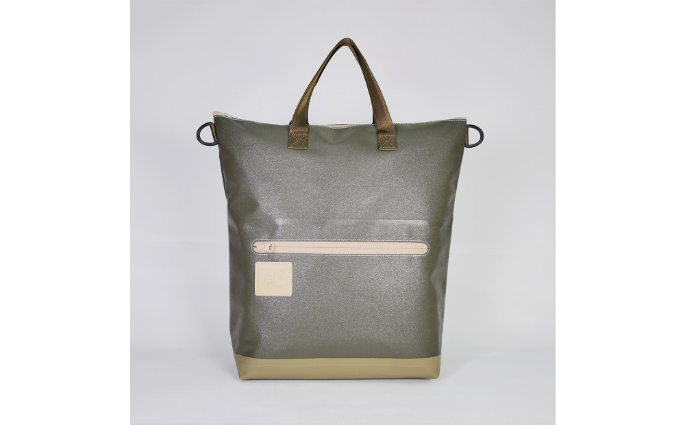 TENT BAG SARAH.01　防水バッグパック【カーキ】