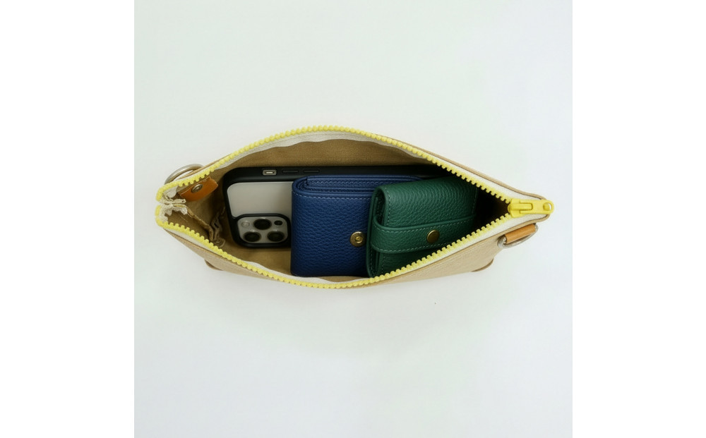 TENT BAG MORGAN.02　防水ショルダーバッグ【カーキ】