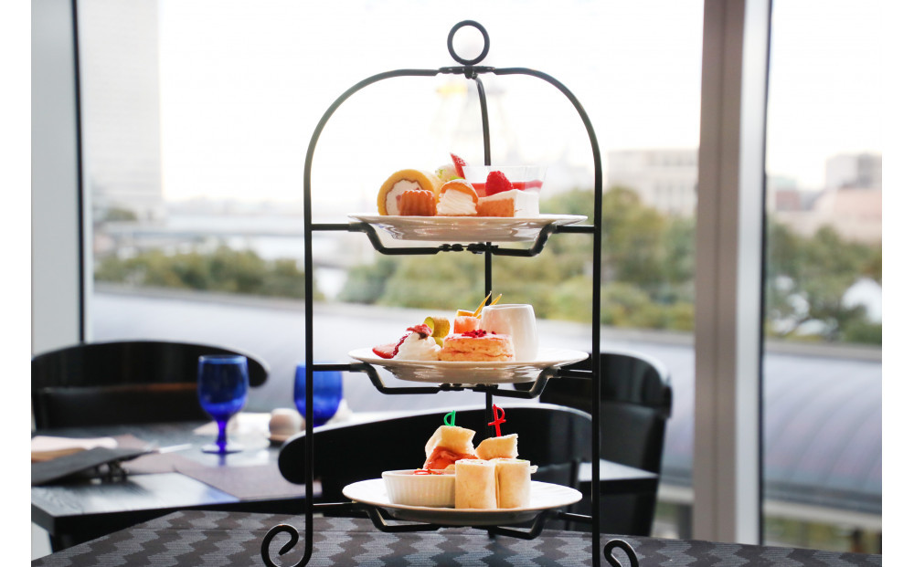 è±åœåŒã®åªé
ãªååŸã®ã²ãšãšãããã¢ãã¿ããŒã³ãã£ãŒã»ãããå©çšåžïŒ2åæ§åïŒ