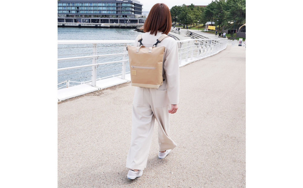 TENT BAG SARAH.01　防水バッグパック【ベージュ】