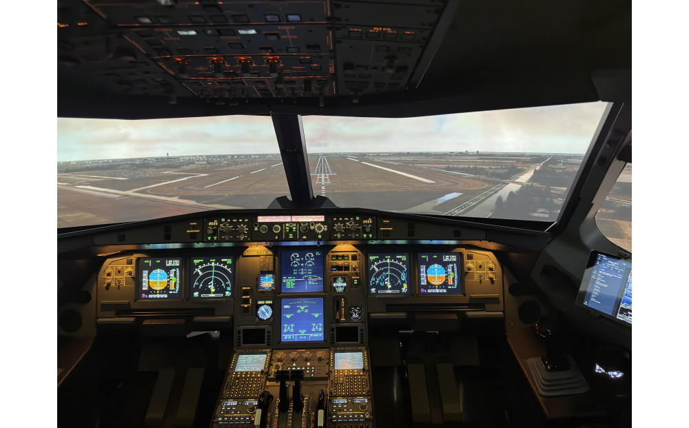 A320フライトシミュレーター60分操縦体験