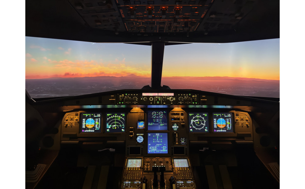 A320ãã©ã€ãã·ãã¥ã¬ãŒã¿ãŒ120åæçžŠäœéš