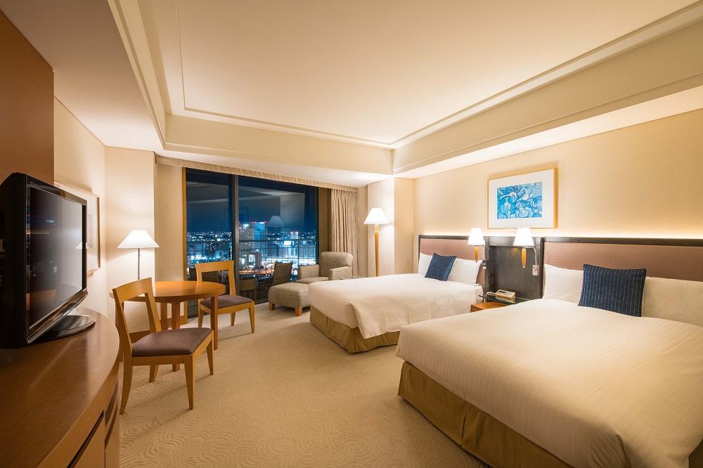 横浜ベイホテル東急 エグゼクティブツインパークビュー ペアご宿泊券（クイーン・アリス ディナー付）｜バルコニー付 1泊2名 平日限定 記念日ステイ みなとみらい 観光 大観覧車 ｜神奈川県 横浜市