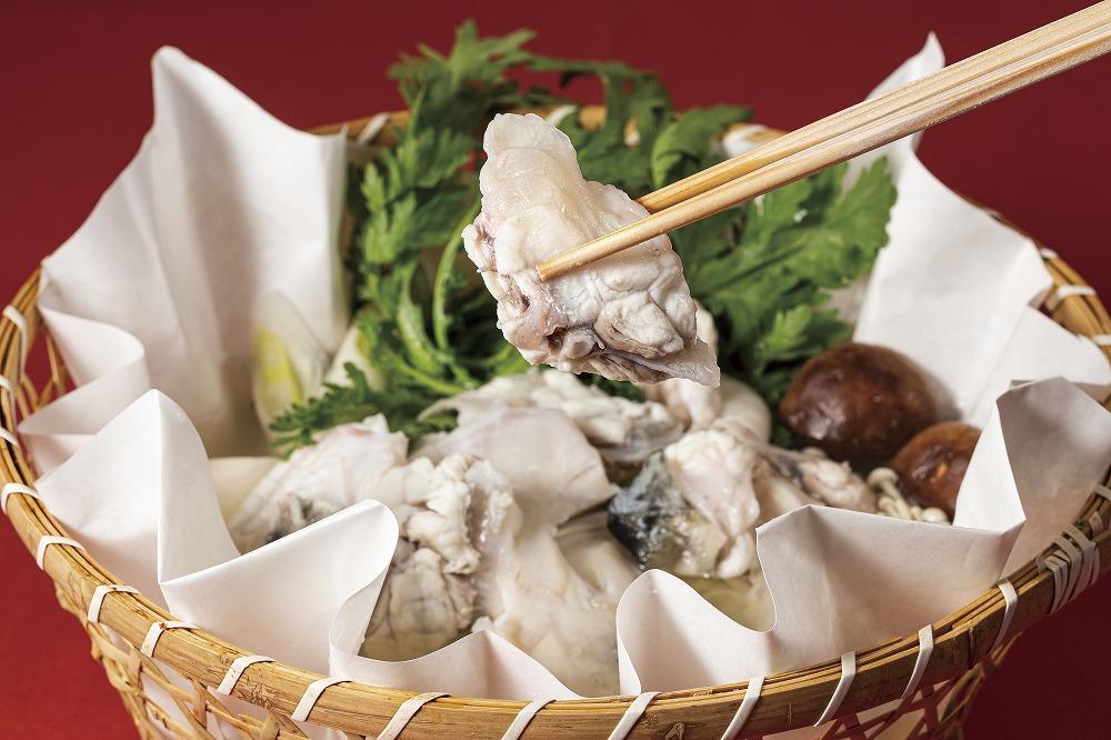 ããšããµãäºãçŠæ¥œã»ãããé£äºåžïŒ1åæ§åïŒãåœç£é«çŽãšããµã䜿çšã