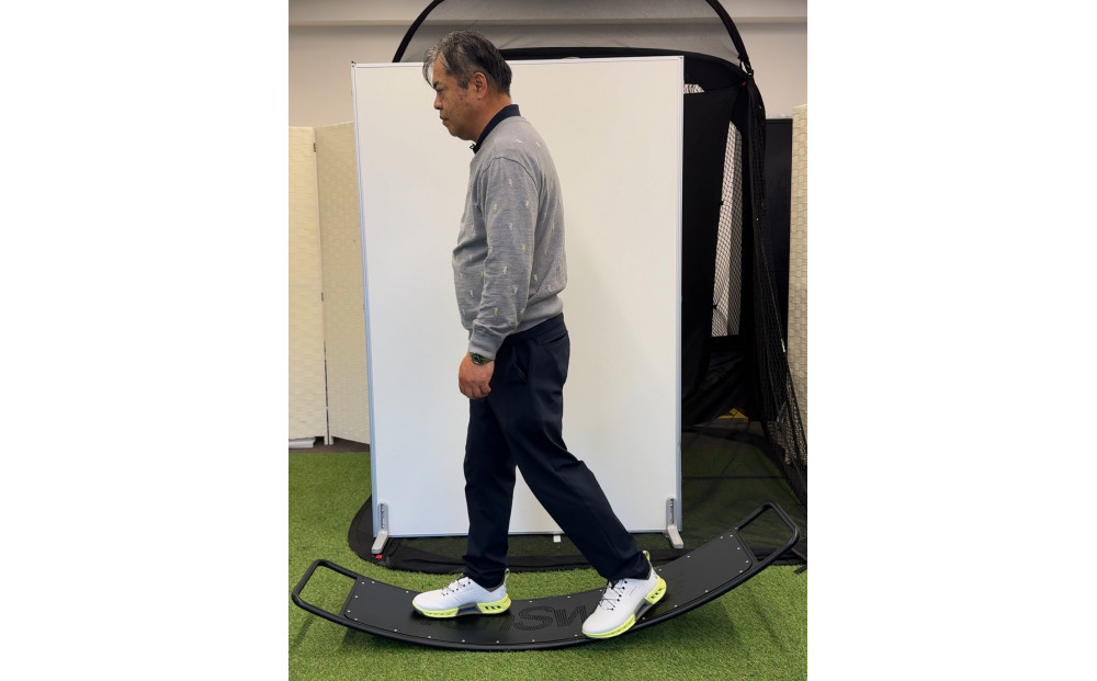 【ふるさと納税】ゴルフ上達＆転倒予防に「TenSwingボードミニ」：【増田哲仁プロ監修】