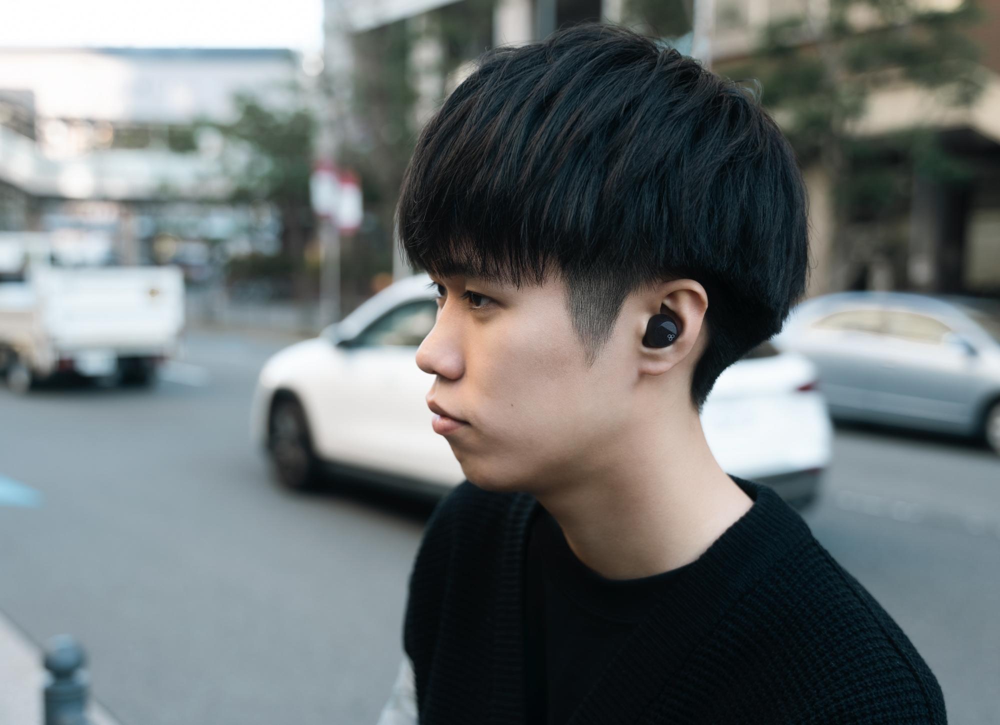 ANC完全ワイヤレスイヤホン final ZE3000 SV ZE3000後継機 /ノイズキャンセリング/ノイキャン/外音取り込み/マイク付き