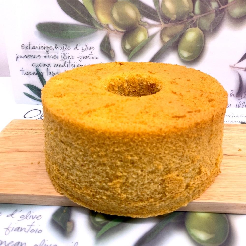 体に優しい全粒粉プレーンシフォンケーキホール（20センチ）1個