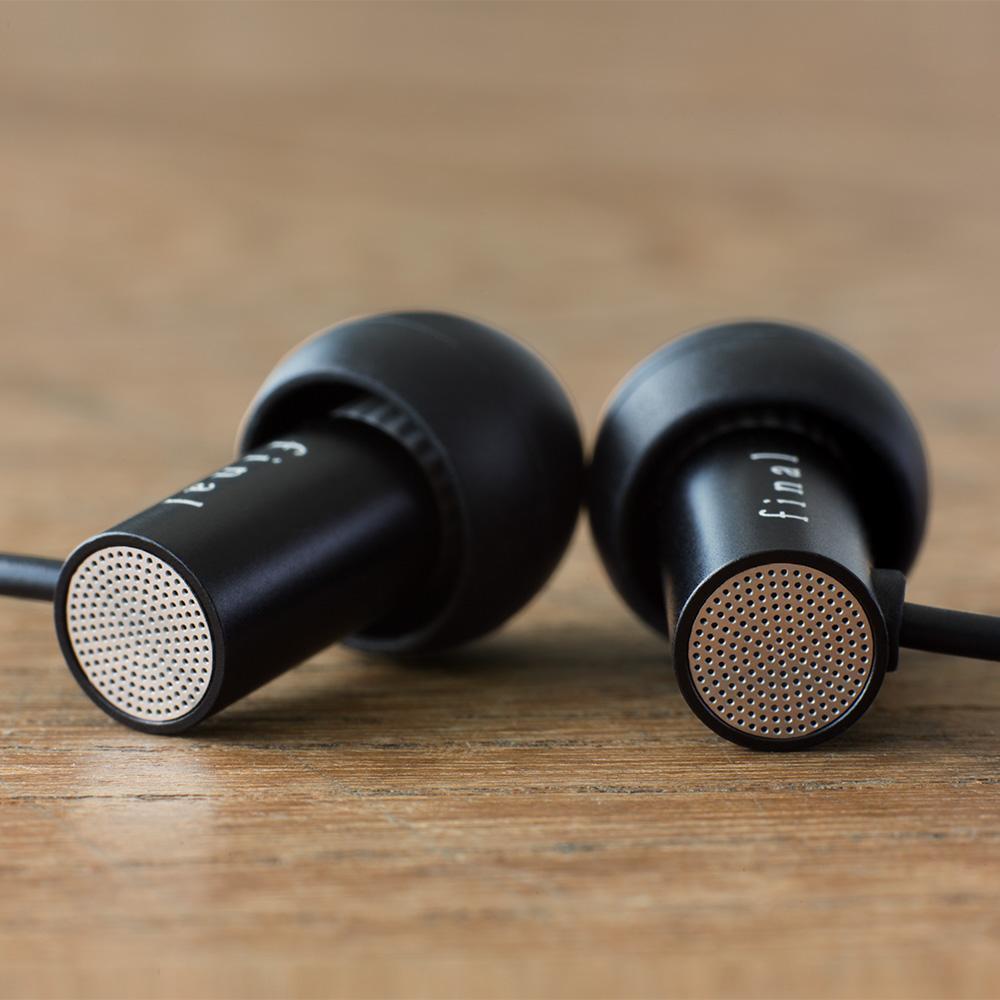 マイク付きハイレゾイヤホン final  E2000C MATT BLACK