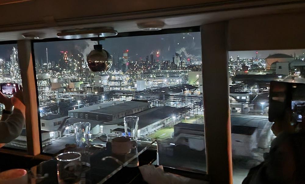 【人気ドラマで紹介】レストランバスの川崎工場夜景コース『フレンチとお酒と川崎工場夜景を楽しむ夜』のご予約に使えるWEBクーポン【３，０００円分】