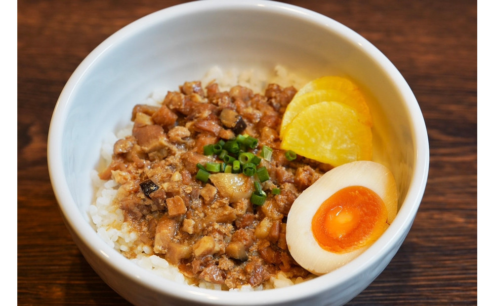 麺線屋formosa 川崎人気台湾料理店の 麺線、魯肉、ラー油セット